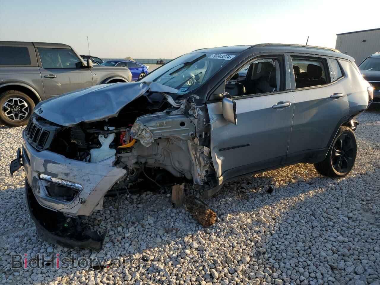 Photo 3C4NJCBB2JT438669 - JEEP COMPASS 2018