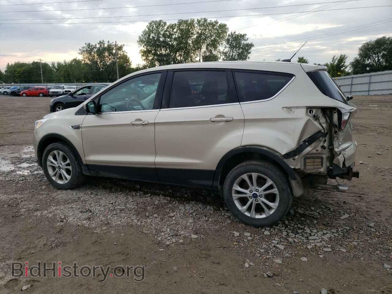 2017 FORD ESCAPE - VIN: 1FMCU9G90HUB02537 - Фото 2