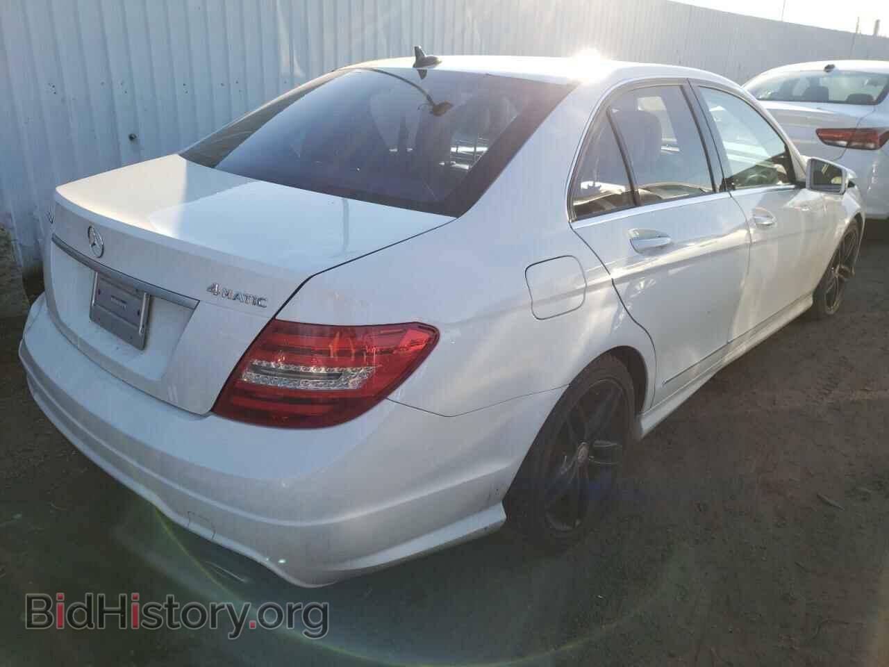 2012 MERCEDES-BENZ C-CLASS - VIN: WDDGF8BB4CR204641 - Фото 4