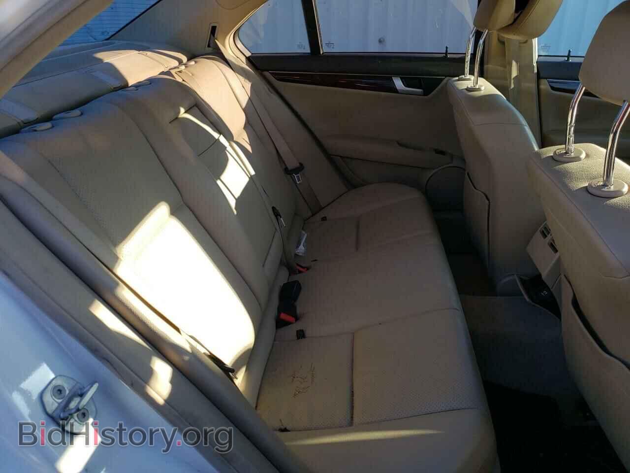 2012 MERCEDES-BENZ C-CLASS - VIN: WDDGF8BB4CR204641 - Фото 6