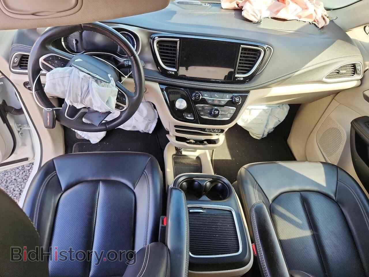 2023 Chrysler PACIFICA (VIN 2C4RC1L72PR572460) — фото 8 из 13