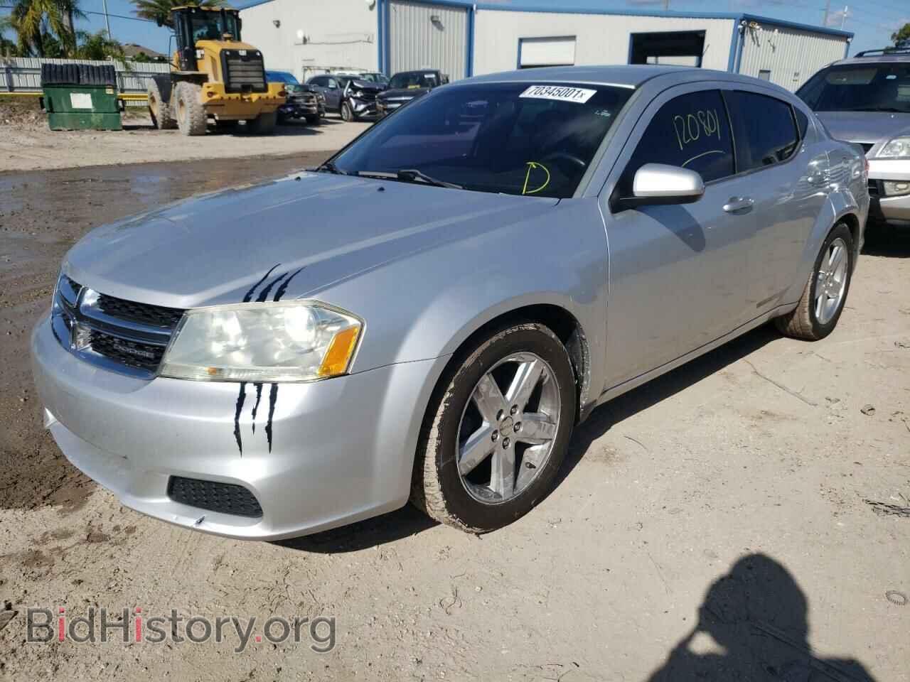 2011 DODGE AVENGER - VIN: 1B3BD1FB8BN560920 - Фото 2