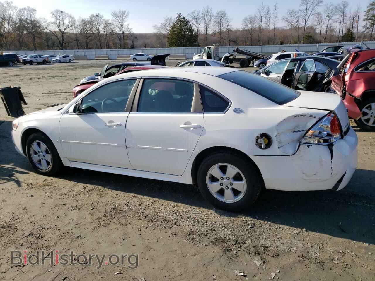 2009 CHEVROLET IMPALA - VIN: 2G1WT57K391170921 - Фото 2