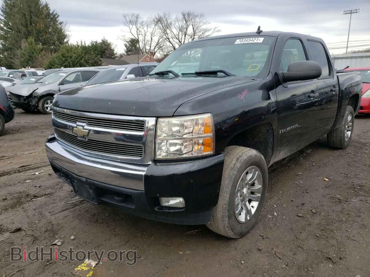 2008 CHEVROLET SILVERADO - VIN: 2GCEK13M281188556 - Фото 2
