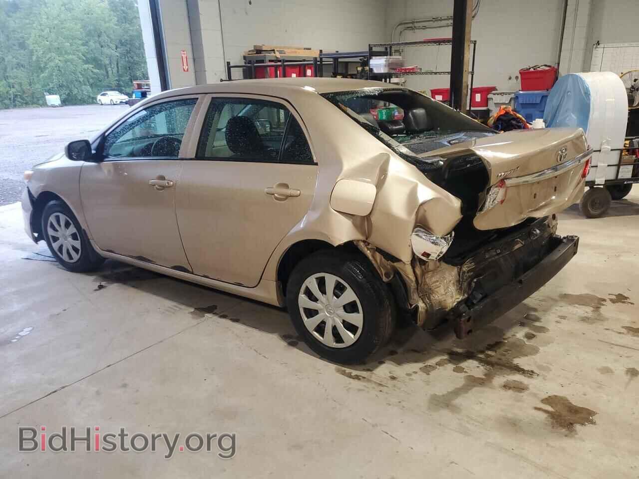 2011 TOYOTA COROLLA - VIN: 2T1BU4EE0BC754310 - Фото 2