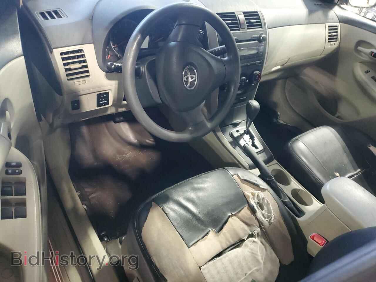2011 TOYOTA COROLLA - VIN: 2T1BU4EE0BC754310 - Фото 8