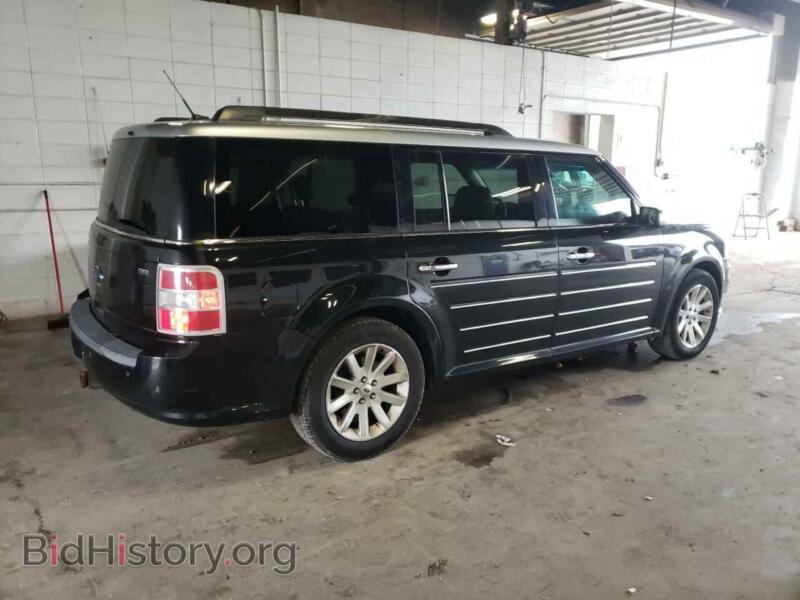 2011 Ford FLEX (VIN 2FMGK5CC4BBD16204) — photo 3 of 14
