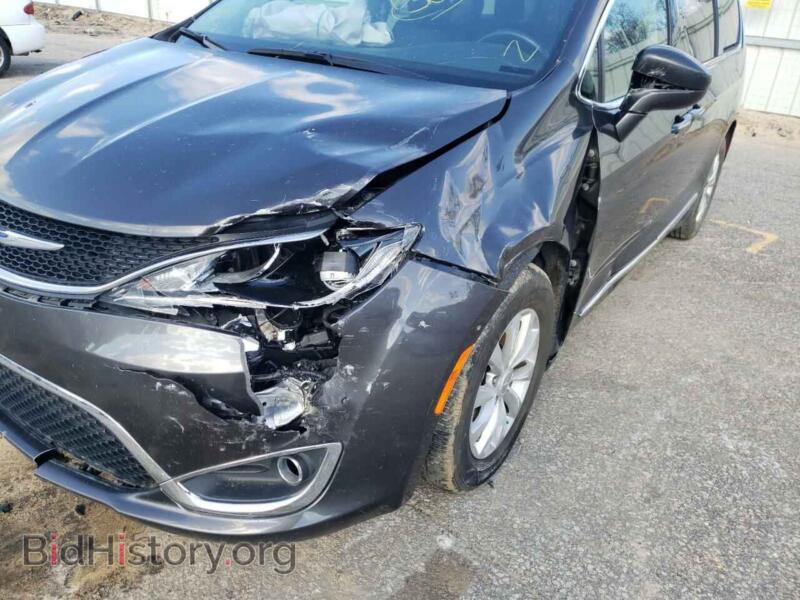 2019 Chrysler PACIFICA (VIN 2C4RC1BG2KR665926) — фото 9 из 10
