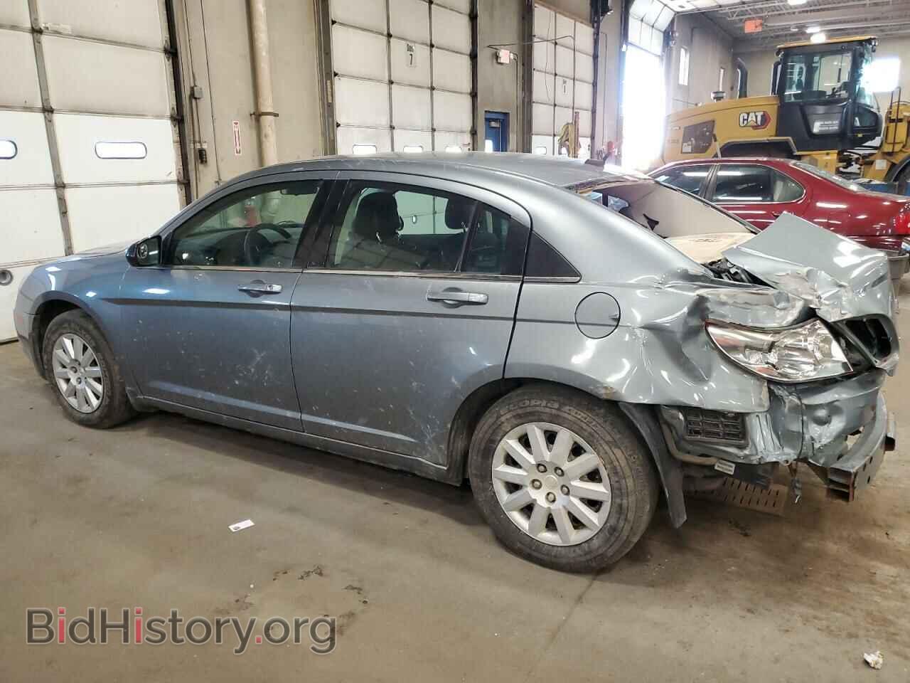 2010 CHRYSLER SEBRING - VIN: 1C3CC4FB6AN187340 - Фото 2