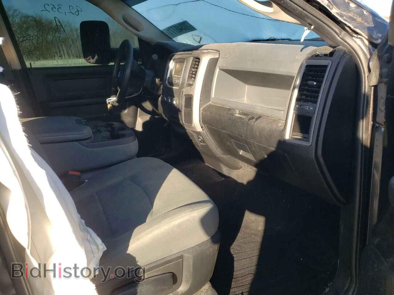 2018 RAM All Models - VIN: 3C6UR5CL7JG351308 - Фото 5