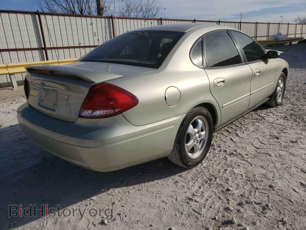 2006 FORD TAURUS - VIN: 1FAFP53U16A206275 - Фото 4