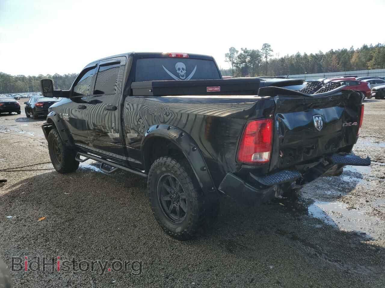2013 RAM 2500 - VIN: 3C6UR5CL5DG609717 - Photo 2