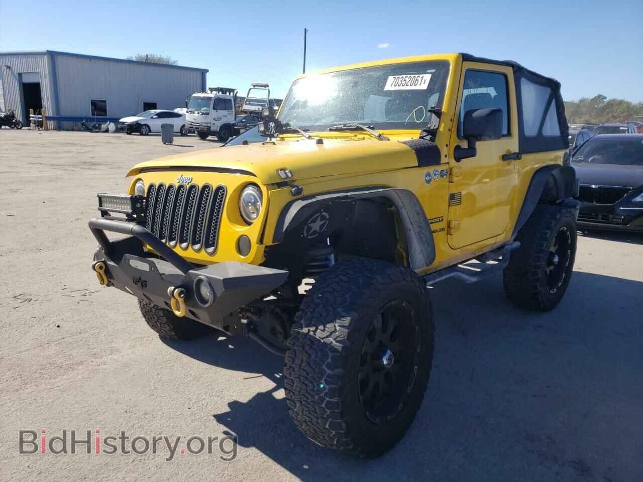 2011 JEEP WRANGLER - VIN: 1J4AA2D15BL545462 - Фото 2