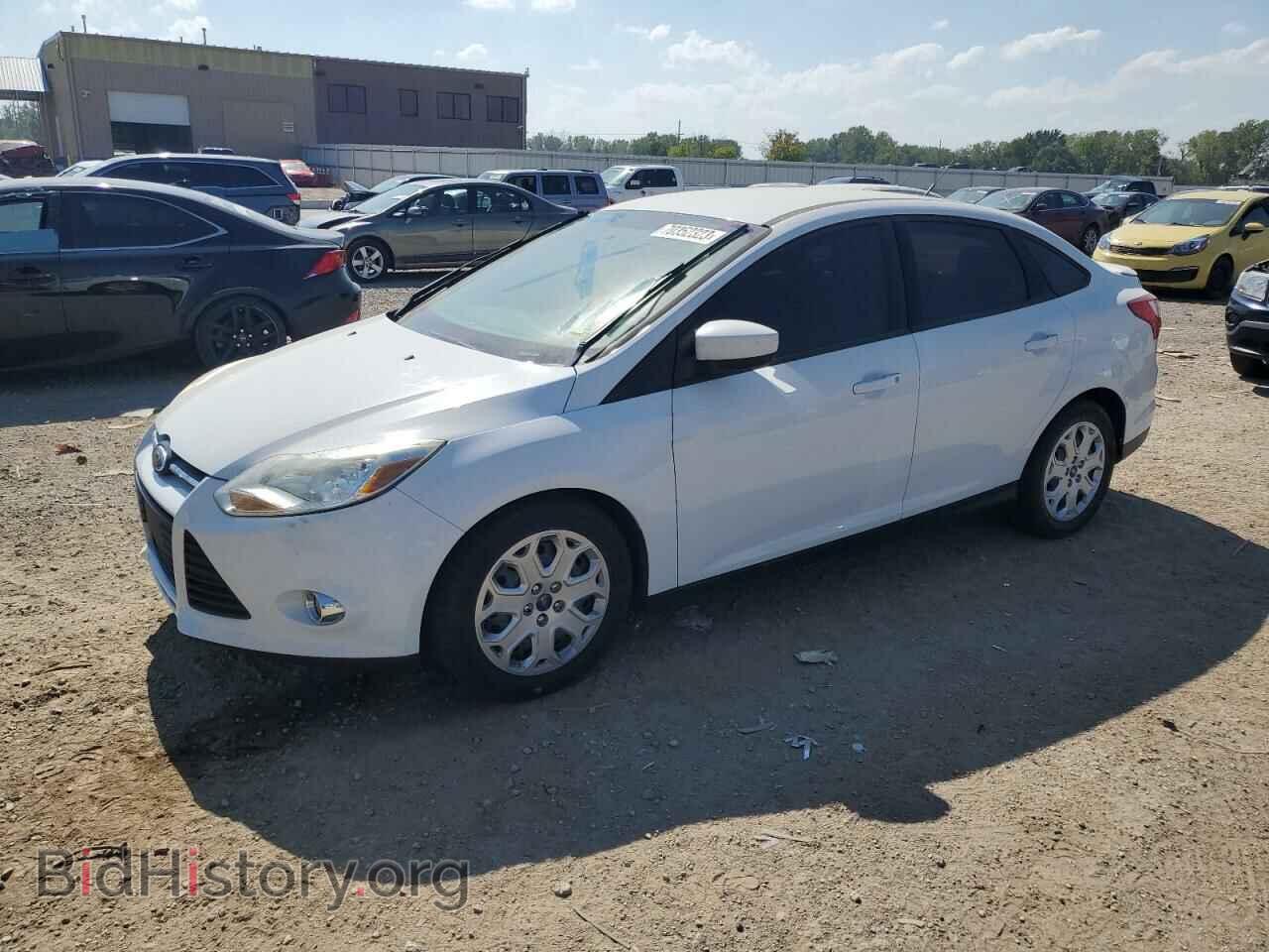 Photo 1FAHP3F20CL201236 - FORD FOCUS 2012