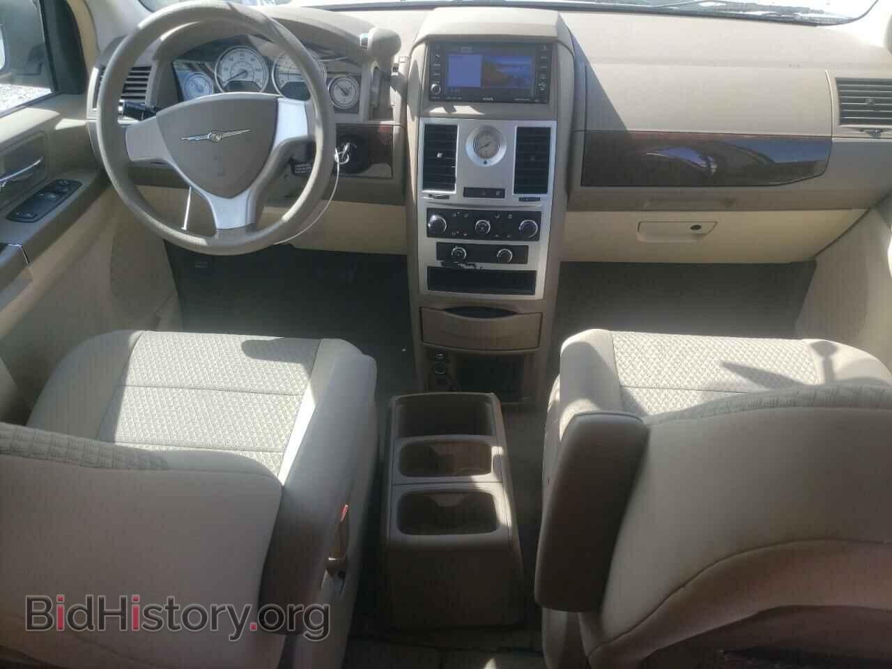 2010 CHRYSLER MINIVAN - VIN: 2A4RR4DE4AR285989 - Фото 8