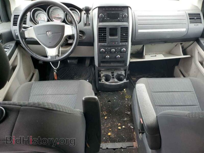 2010 Dodge CARAVAN (VIN 2D4RN3D13AR490442) — фото 8 из 13