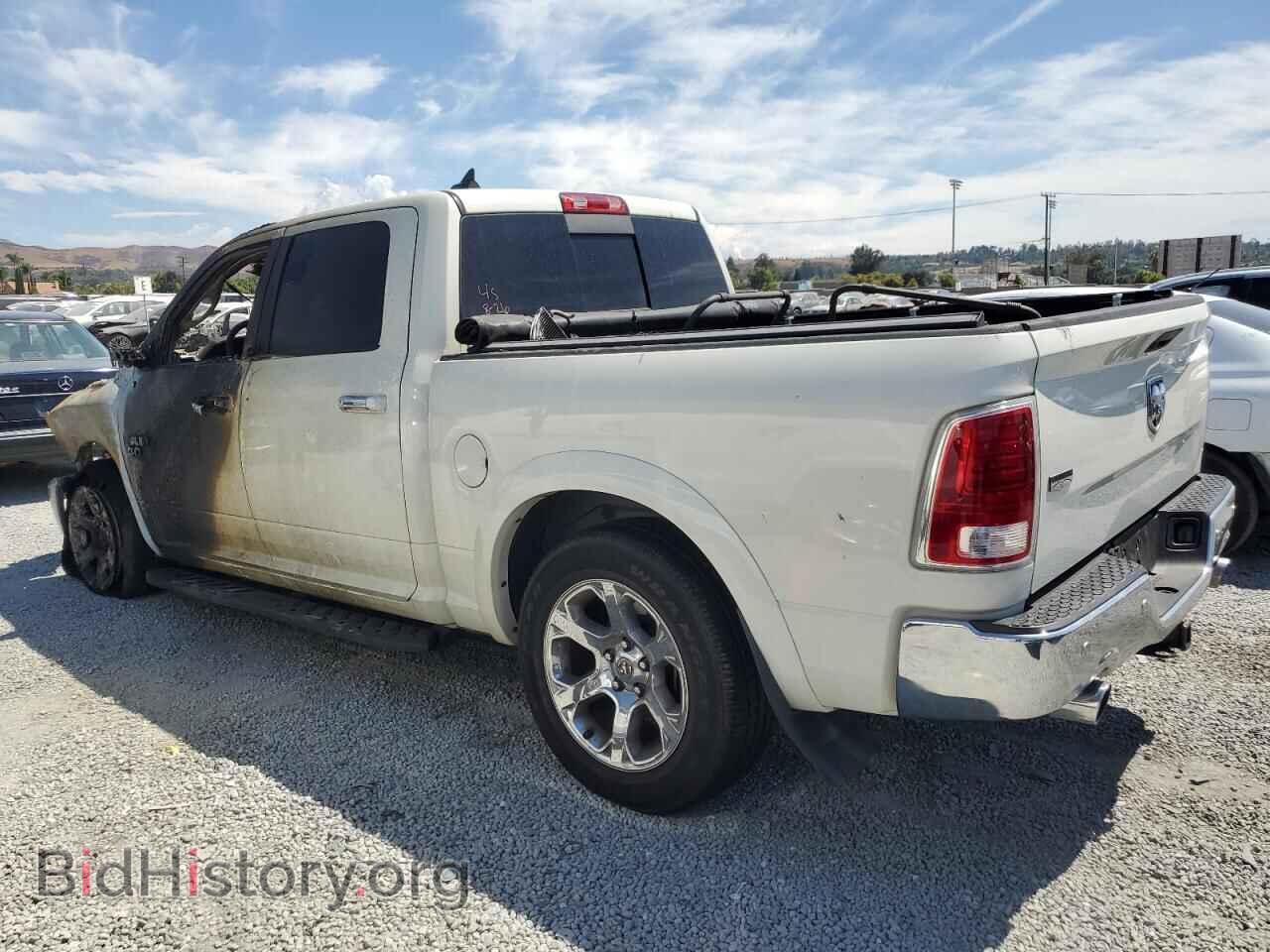 2018 RAM 1500 - VIN: 1C6RR6NM8JS305593 - Фото 2