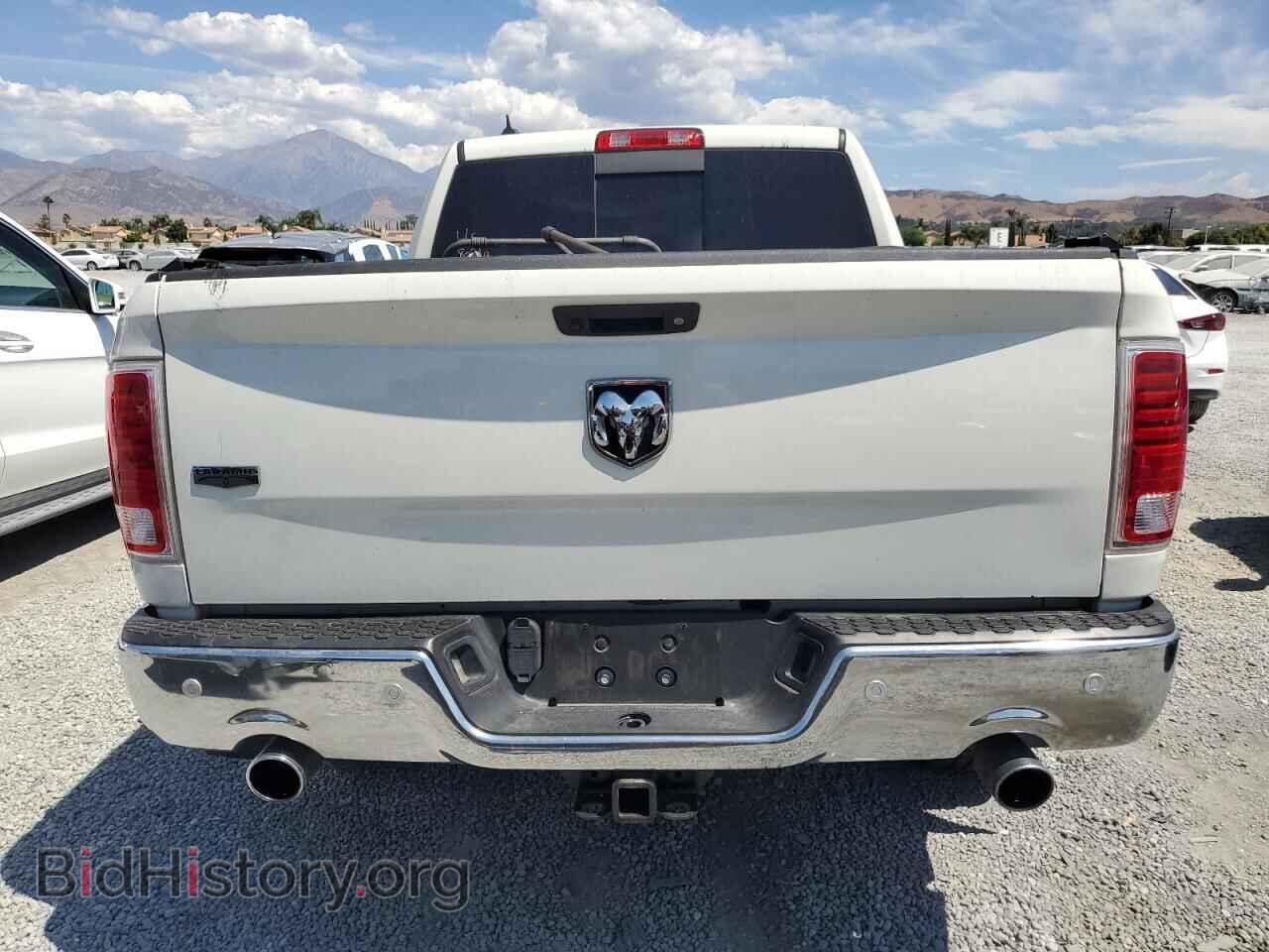 2018 RAM 1500 - VIN: 1C6RR6NM8JS305593 - Фото 6