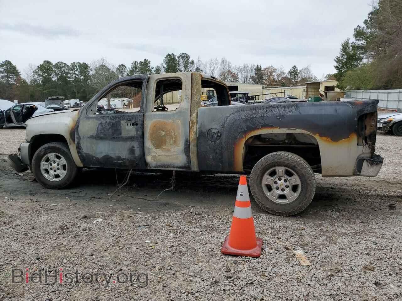 2007 CHEVROLET SILVERADO - VIN: 2GCEC19C771676816 - Photo 2