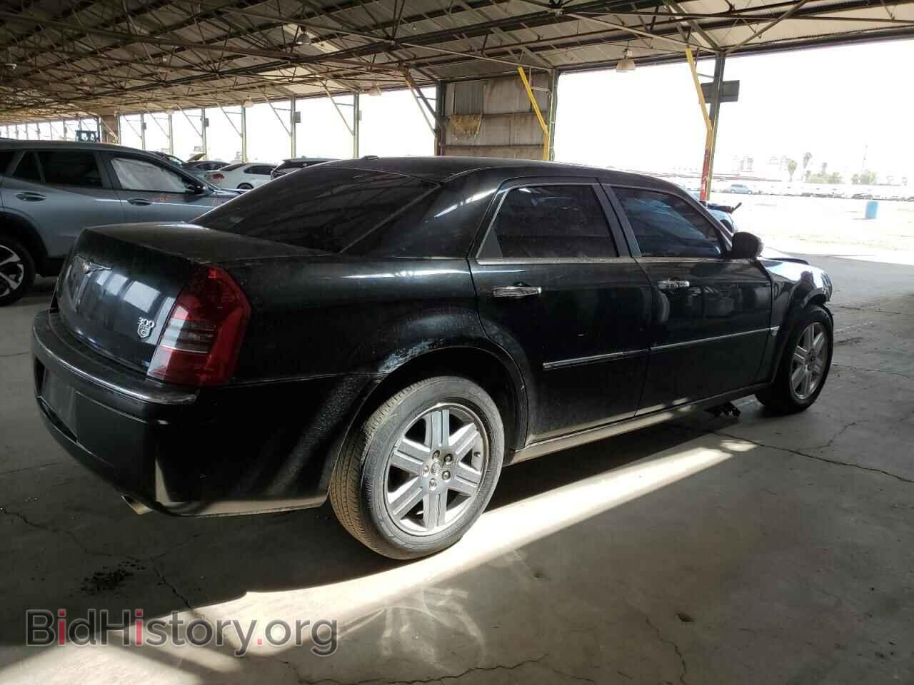 2006 CHRYSLER 300 - VIN: 2C3KK63H56H280630 - Фото 3