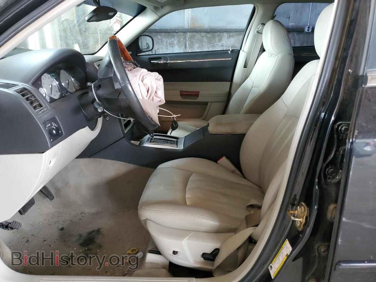2006 CHRYSLER 300 - VIN: 2C3KK63H56H280630 - Фото 7