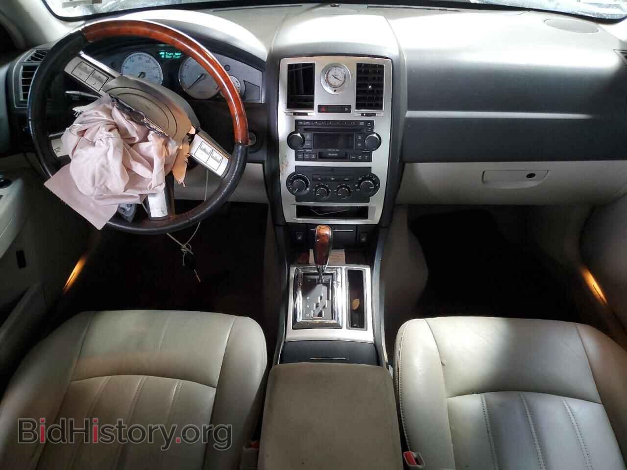 2006 CHRYSLER 300 - VIN: 2C3KK63H56H280630 - Фото 8