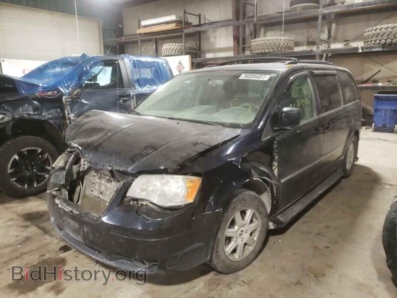 2010 Chrysler MINIVAN (VIN 2A4RR5D11AR310270) — photo 2 of 10