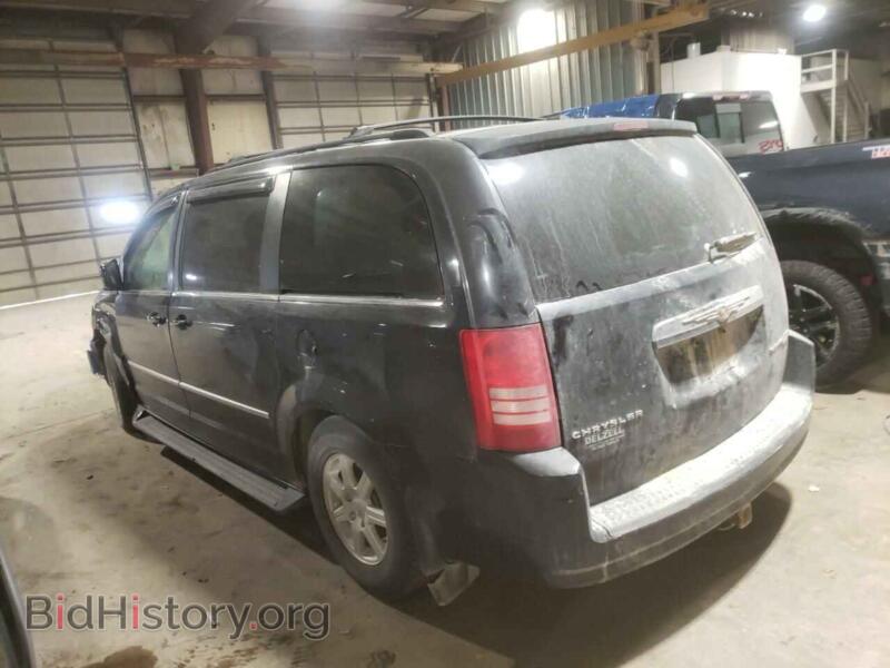 2010 Chrysler MINIVAN (VIN 2A4RR5D11AR310270) — photo 3 of 10