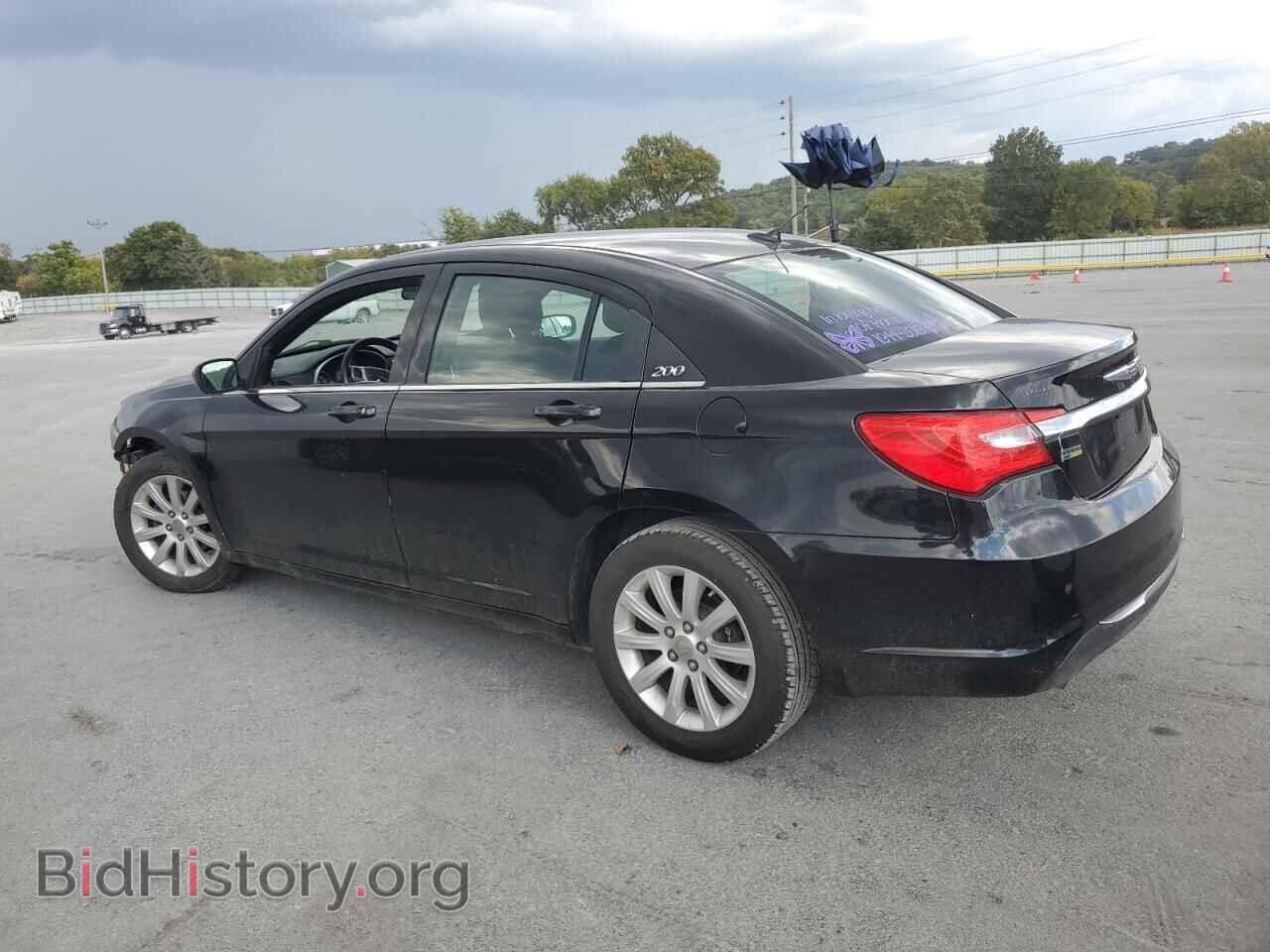 2013 CHRYSLER 200 - VIN: 1C3CCBBG3DN532270 - Фото 2