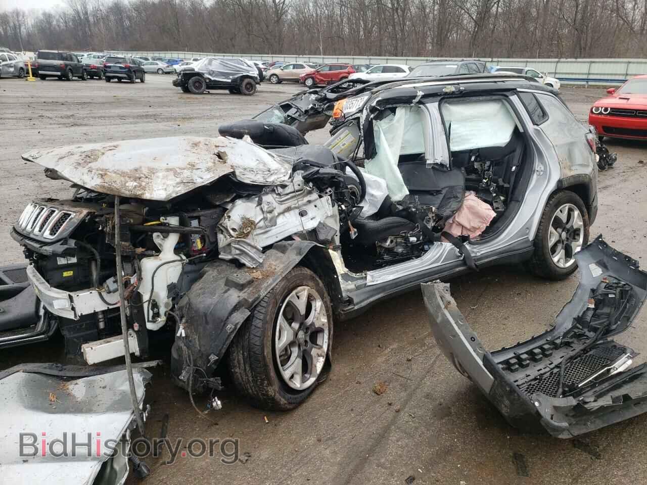 Фотография 3C4NJCCB4JT240366 - JEEP COMPASS 2018