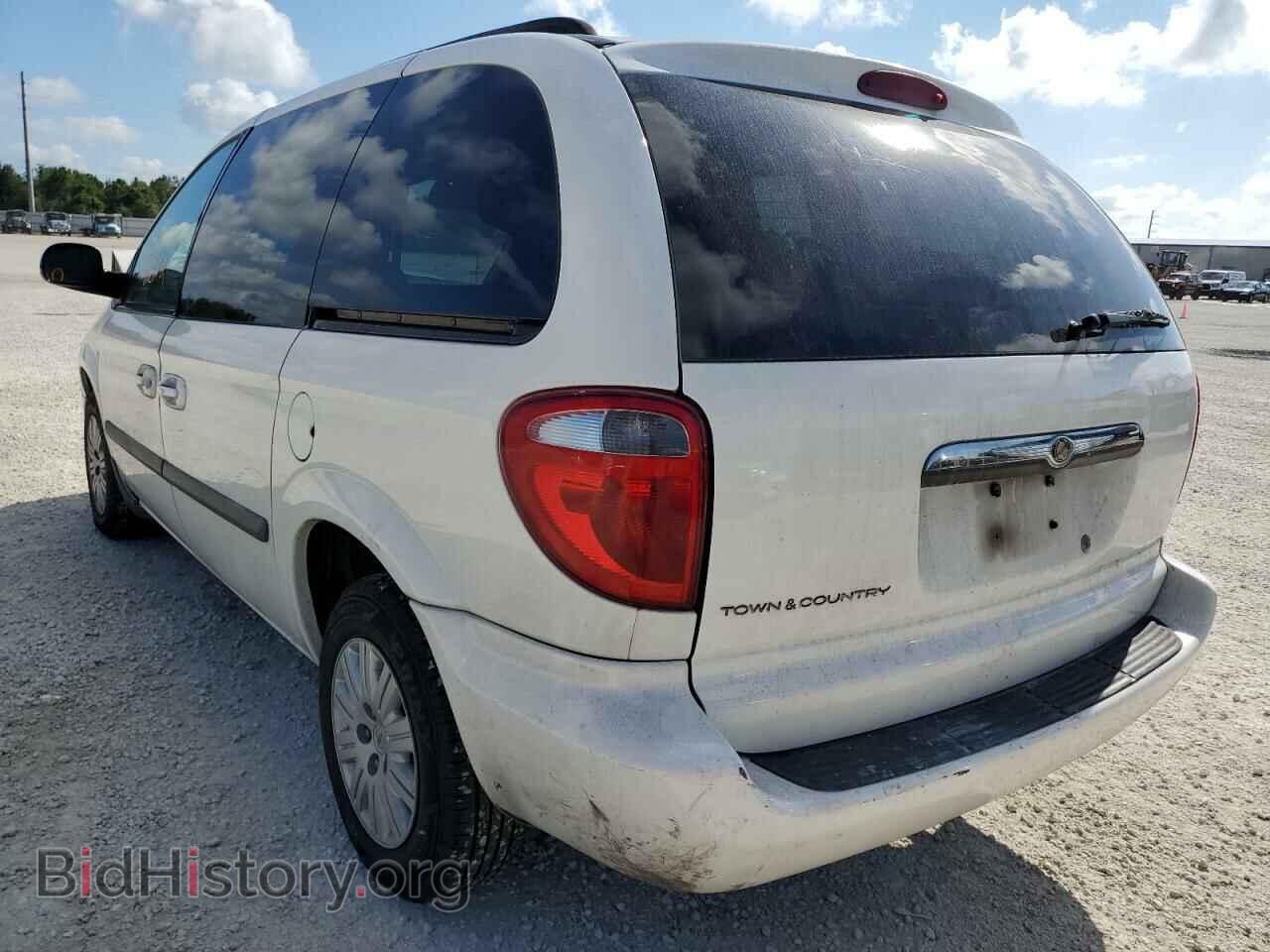 2006 CHRYSLER MINIVAN - VIN: 1A4GP45R06B745329 - Фото 2