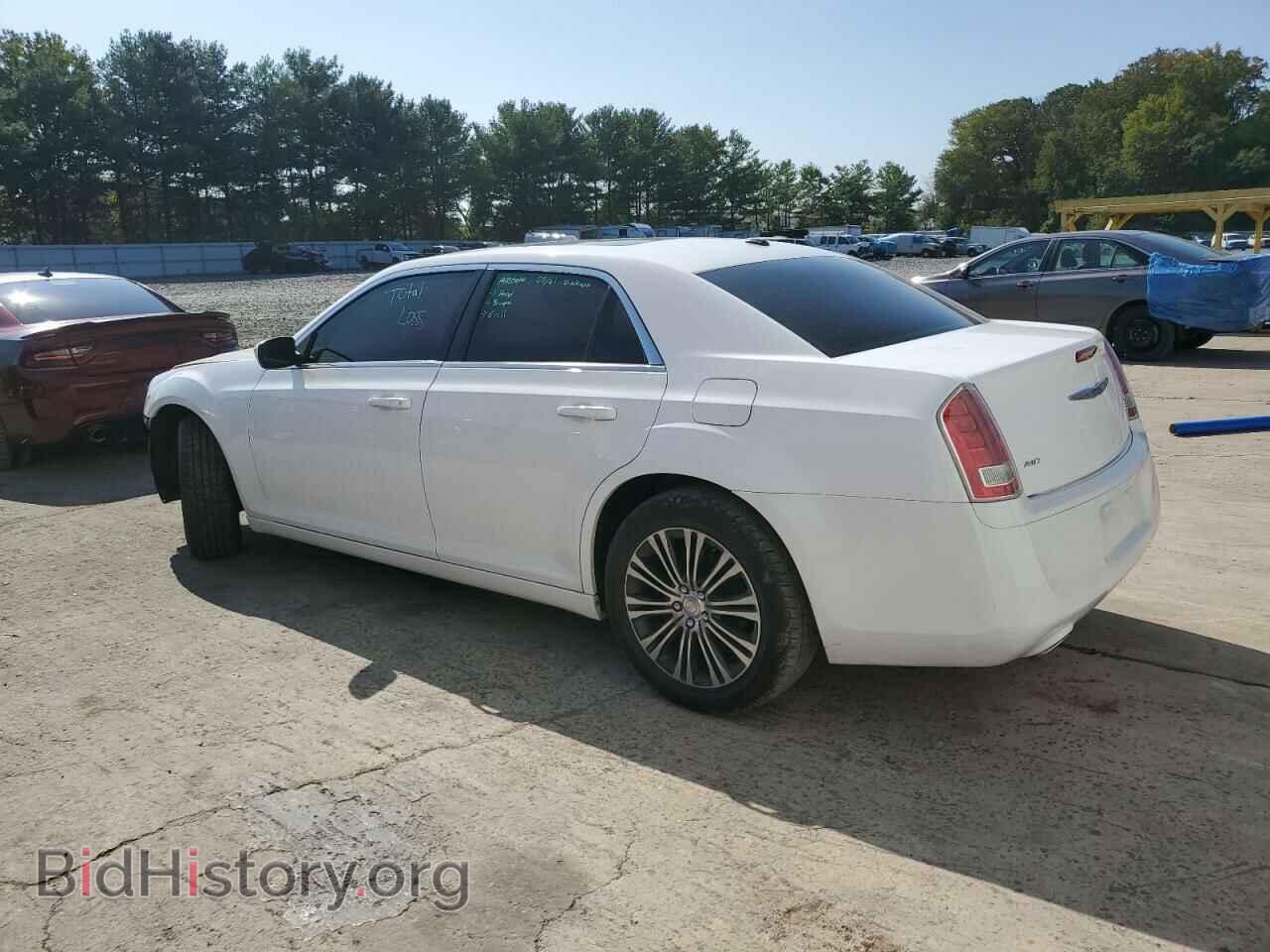 2013 CHRYSLER 300 - VIN: 2C3CCAGG7DH733231 - Photo 2