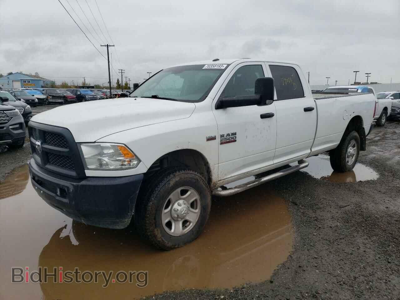 Photo 3C6UR5HJ2HG741573 - RAM All Models 2017