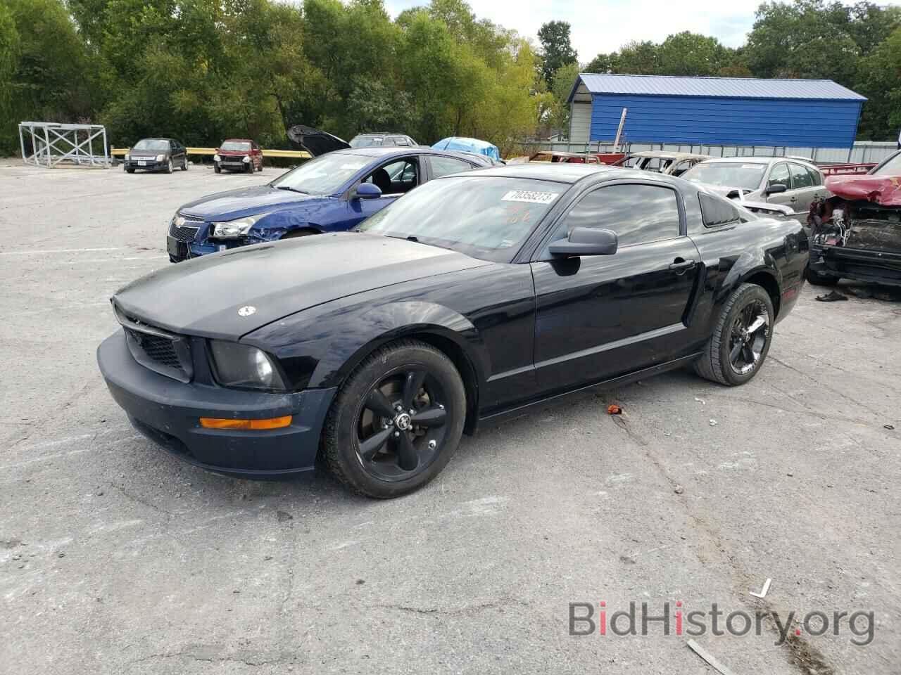 Photo 1ZVFT82H975258921 - FORD MUSTANG 2007