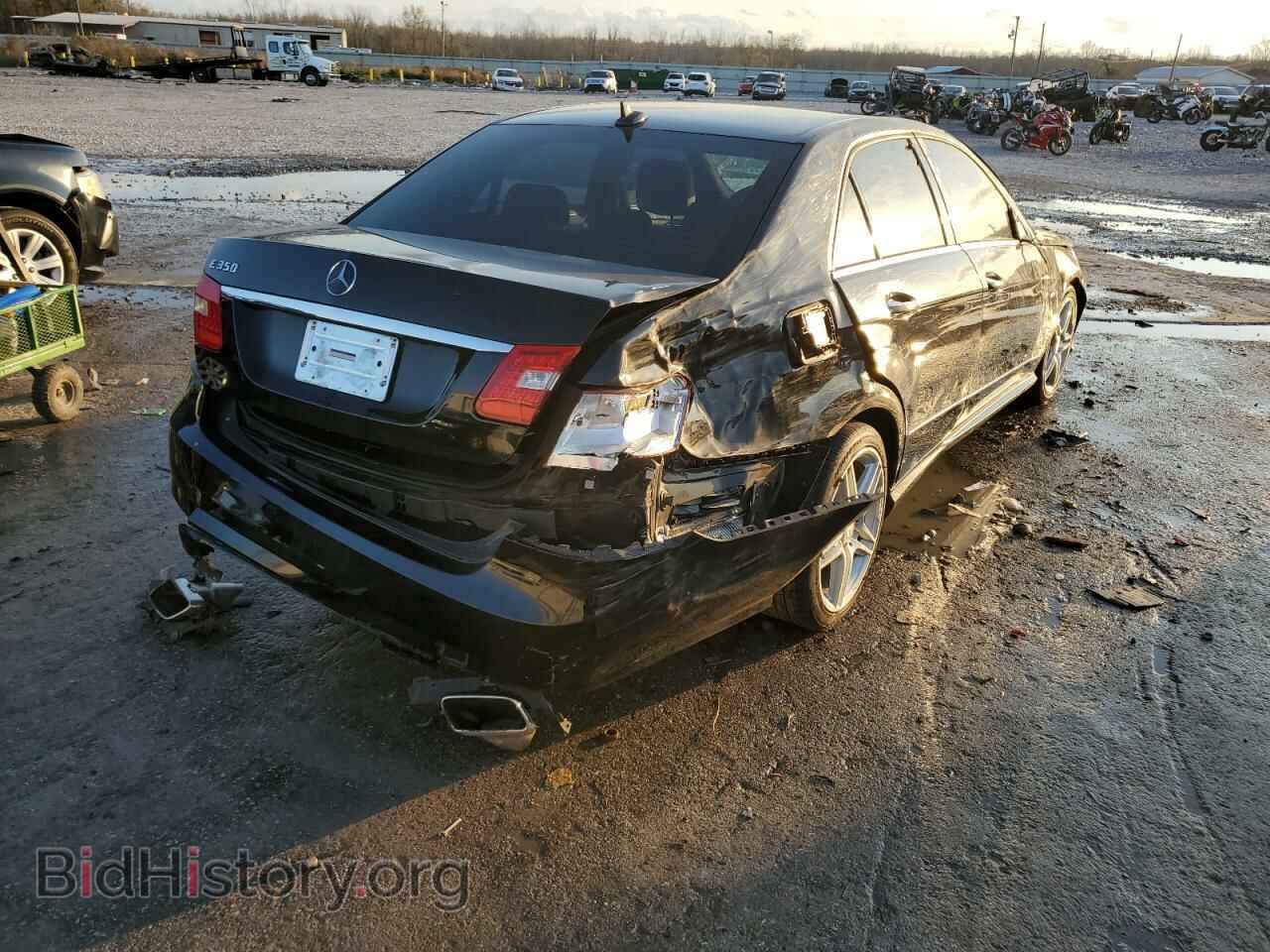 2012 MERCEDES-BENZ E-CLASS - VIN: WDDHF5KB7CA588691 - Фото 3