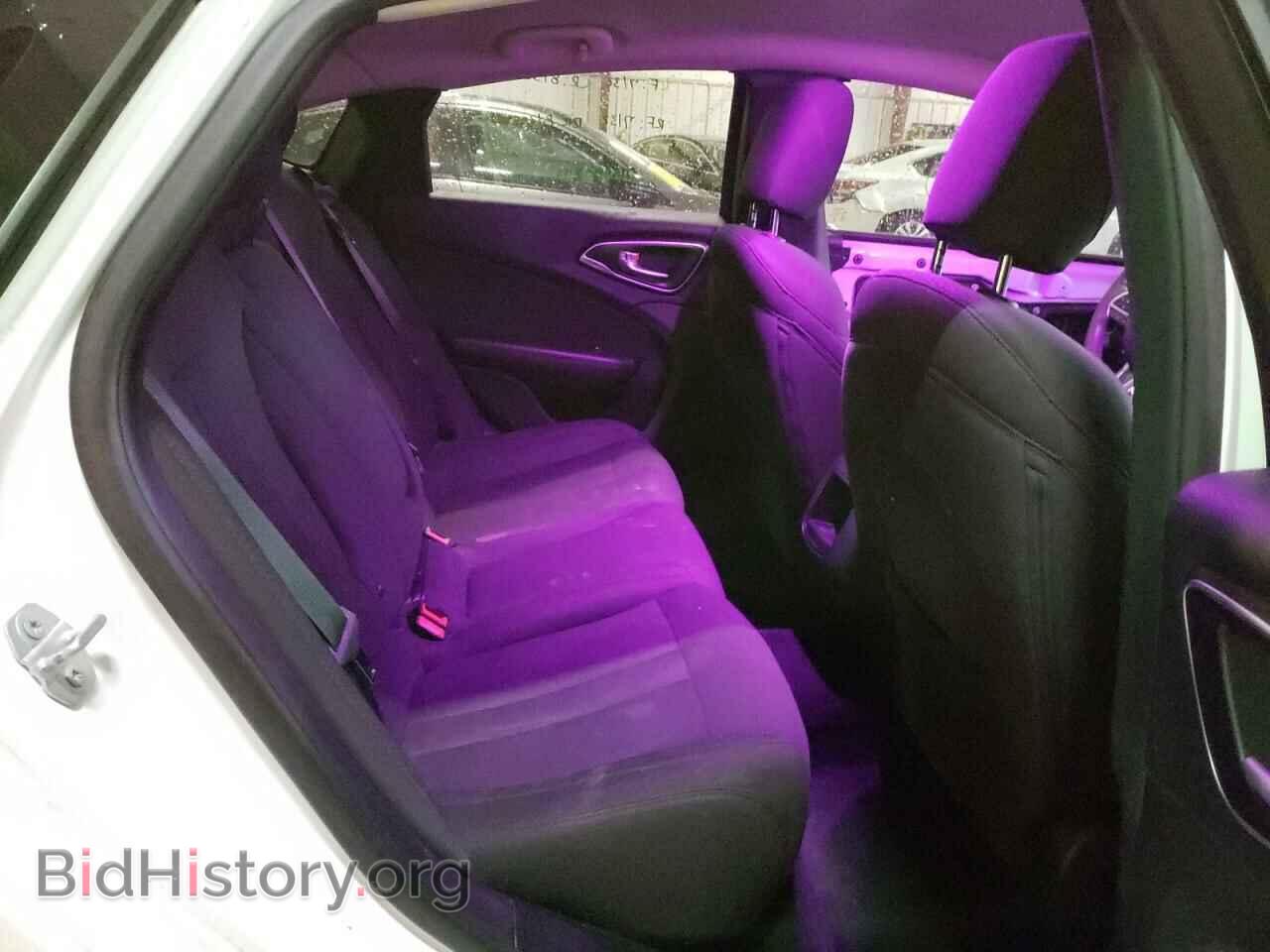 2016 CHRYSLER 200 - VIN: 1C3CCCAB2GN157911 - Фото 10