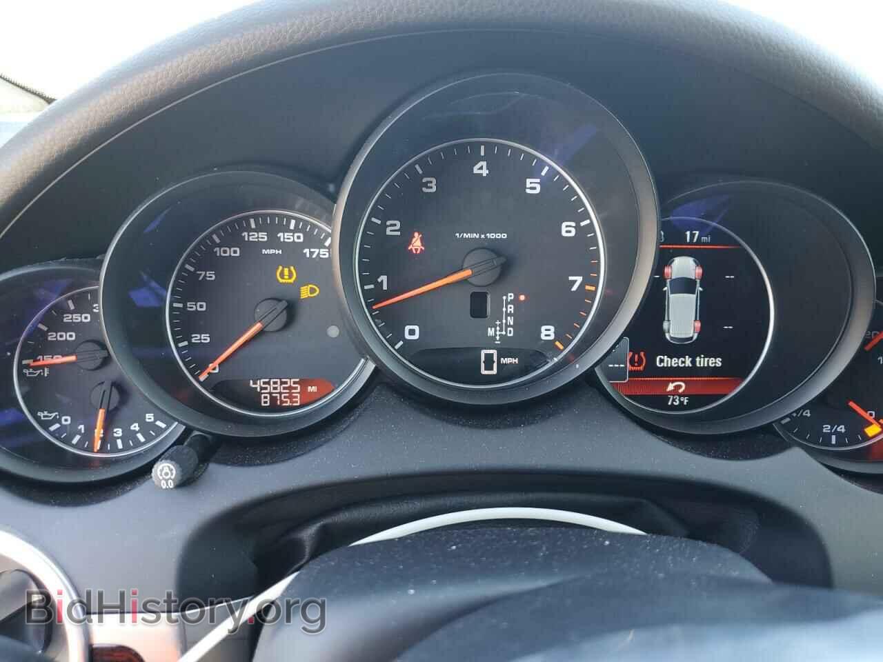 2017 PORSCHE CAYENNE - VIN: WP1AA2A25HKA83744 - Фото 9