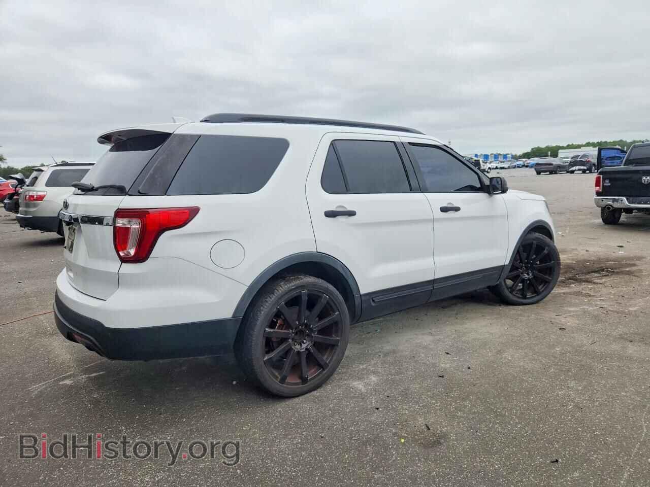 2017 Ford EXPLORER (VIN 1FM5K7B87HGA55507) — photo 3 of 13