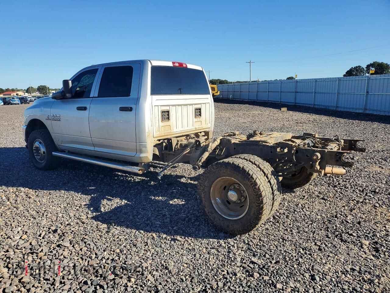 2016 RAM 3500 - VIN: 3C63RRGL4GG318756 - Photo 2