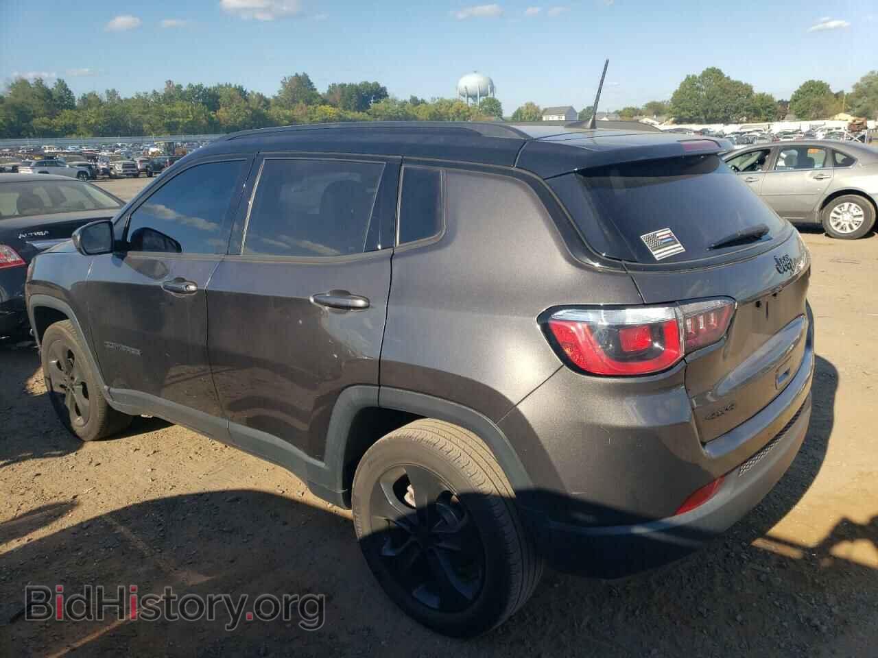 2018 JEEP COMPASS - VIN: 3C4NJDBB0JT453337 - Фото 2