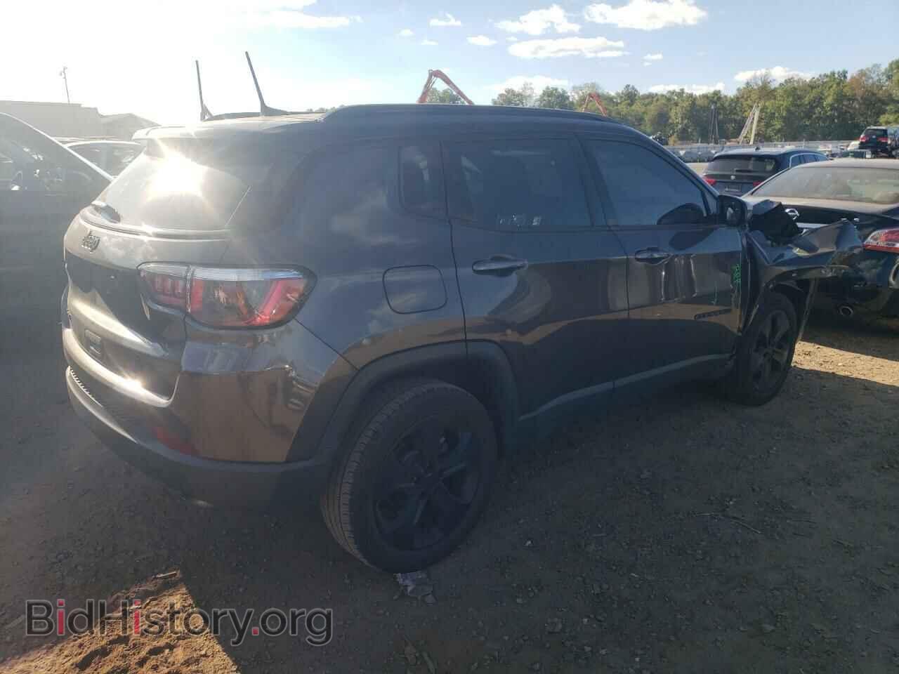 2018 JEEP COMPASS - VIN: 3C4NJDBB0JT453337 - Фото 3