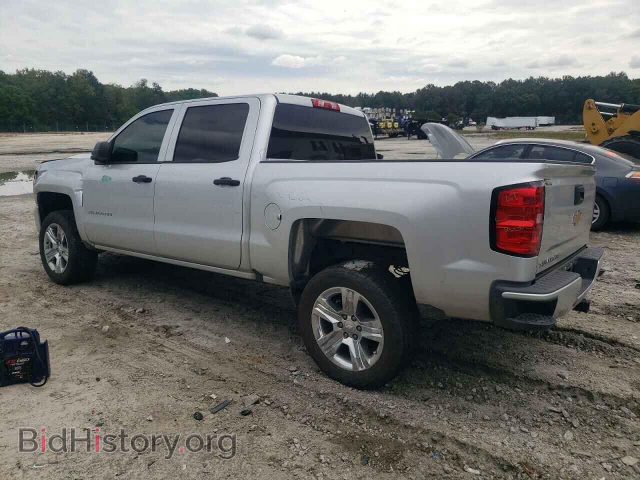 2018 CHEVROLET ALL Models - VIN: 3GCPCPEC2JG576316 - Фото 2