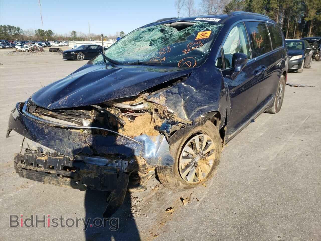 2019 CHRYSLER PACIFICA - VIN: 2C4RC1EG5KR627473 - Фото 2