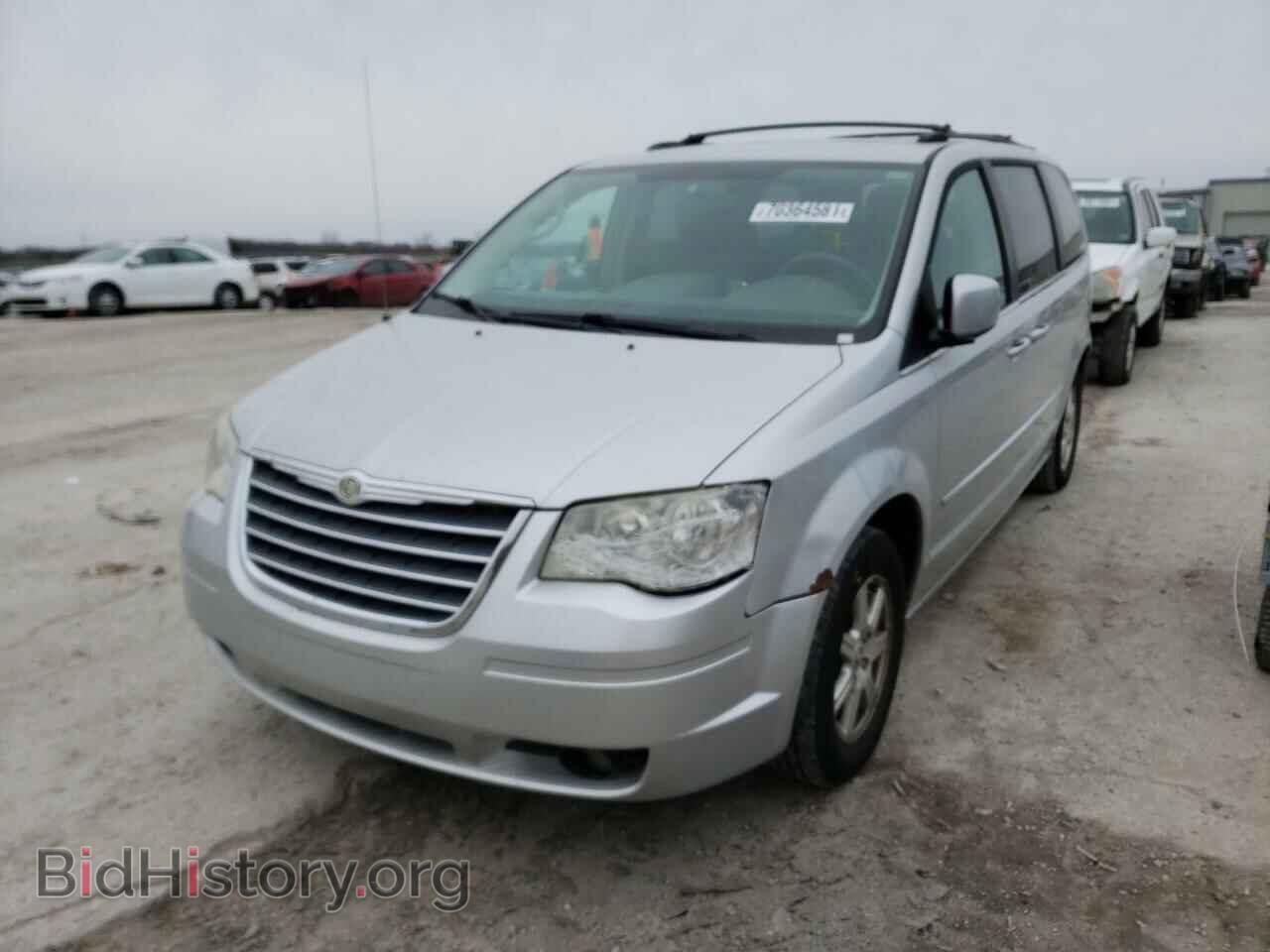 2009 CHRYSLER MINIVAN - VIN: 2A8HR54199R641040 - Фото 2