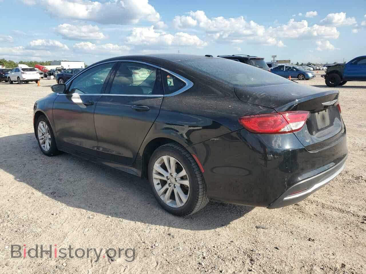 2015 CHRYSLER 200 - VIN: 1C3CCCAB5FN555385 - Фото 2