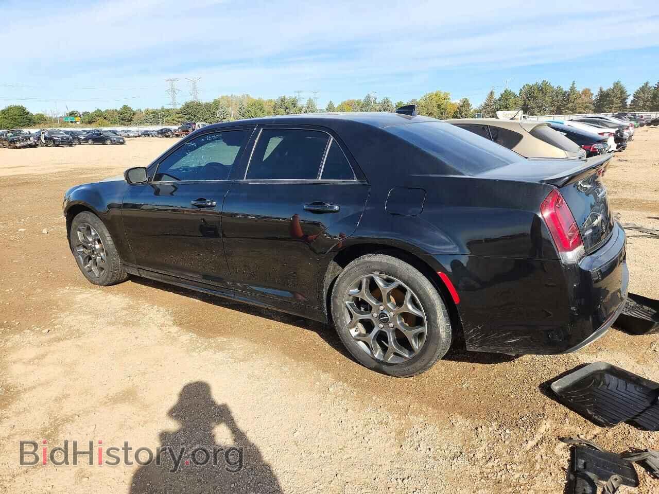 2018 CHRYSLER 300 - VIN: 2C3CCAGG4JH130555 - Photo 2
