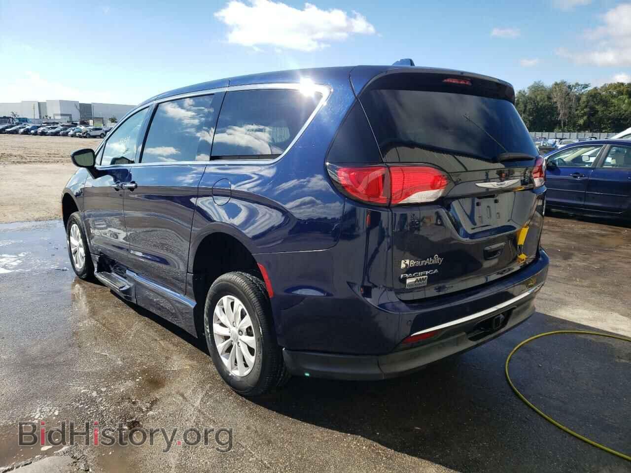 2018 CHRYSLER PACIFICA - VIN: 2C4RC1FG7JR305818 - Photo 3