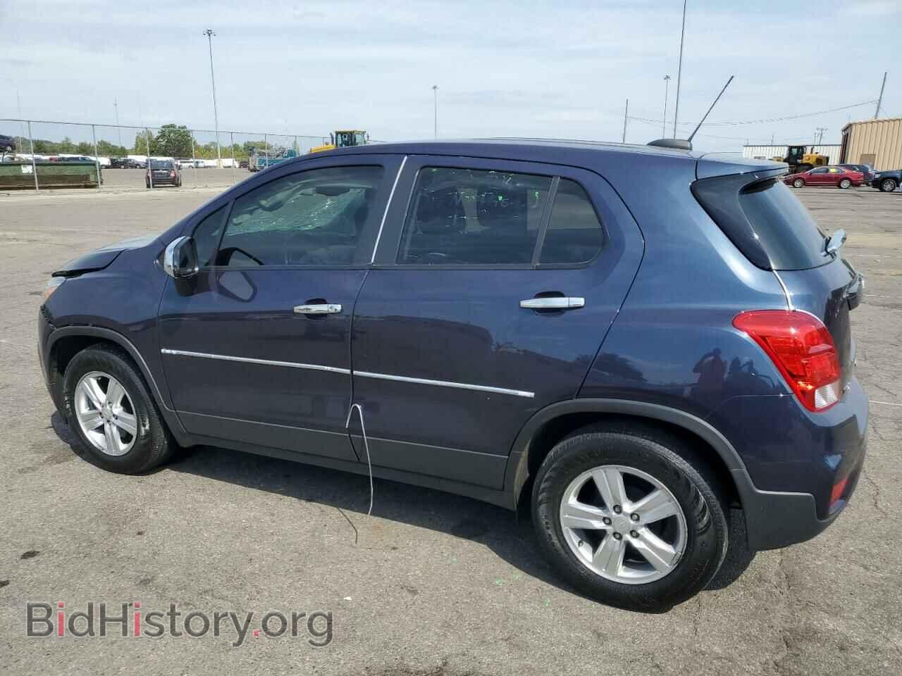 2019 CHEVROLET TRAX - VIN: 3GNCJKSB2KL292476 - Фото 2