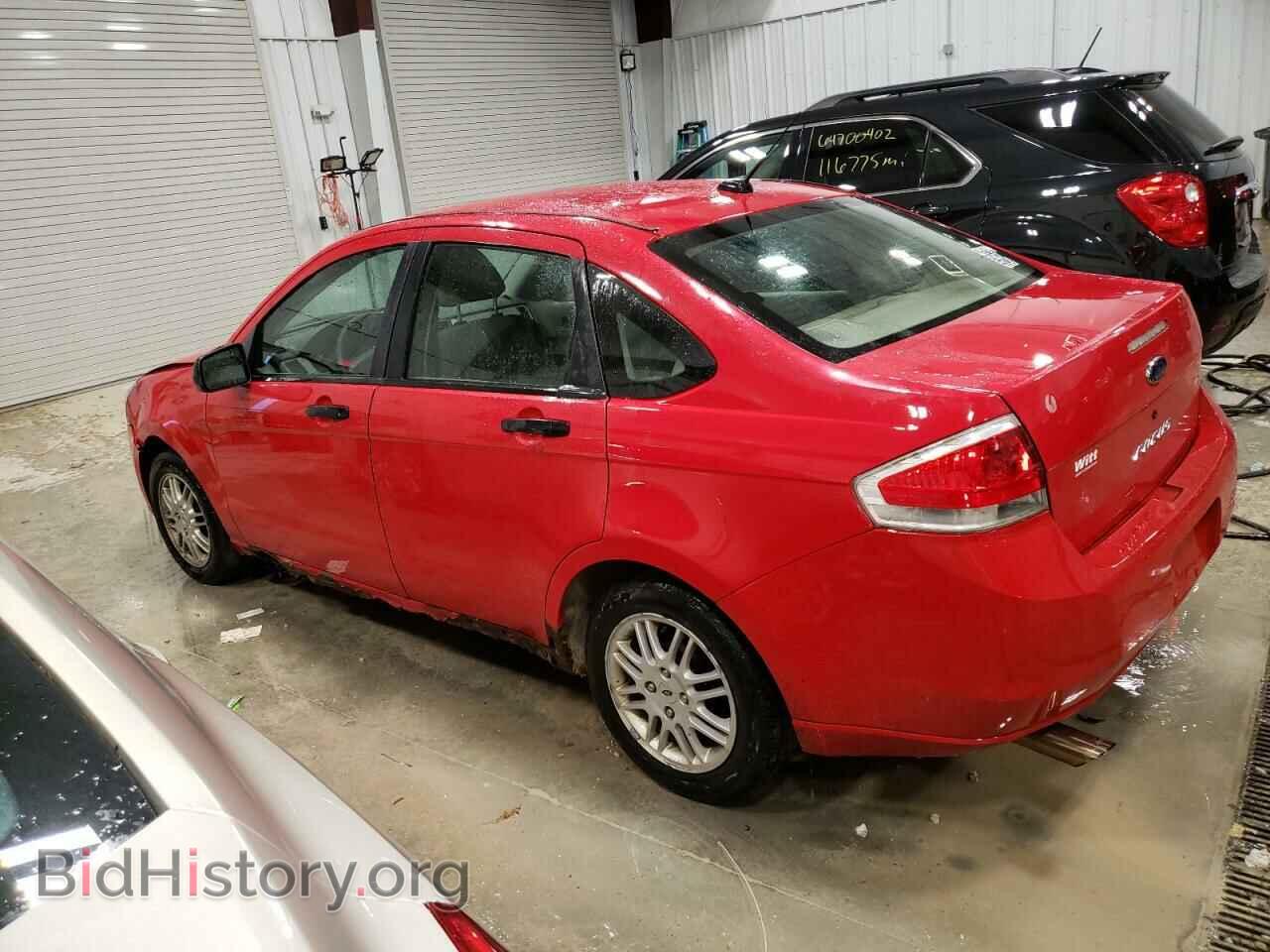 2008 FORD FOCUS - VIN: 1FAHP34N88W244404 - Фото 2