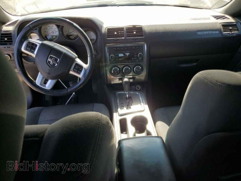 2012 Dodge CHALLENGER (VIN 2C3CDYAG7CH100807) — photo 8 of 13